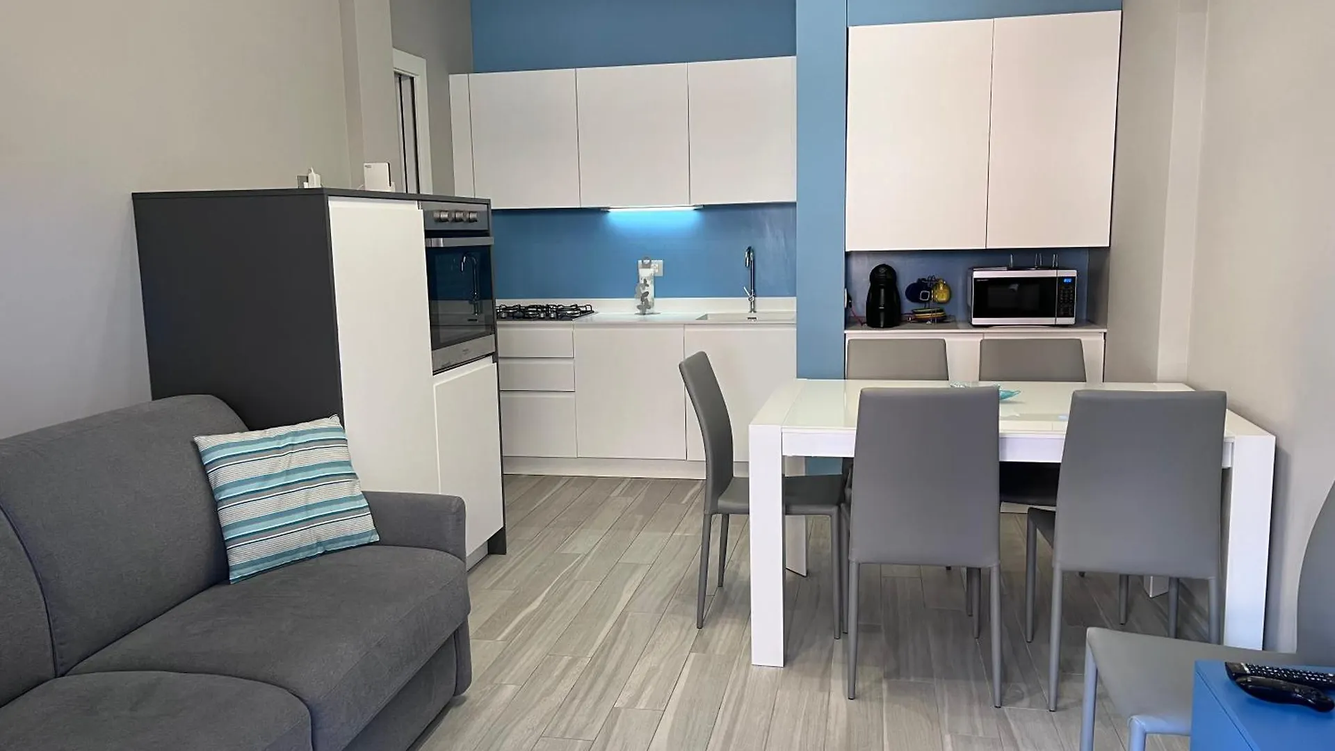 Bilocale Moderno Marina Di Andora Apartment