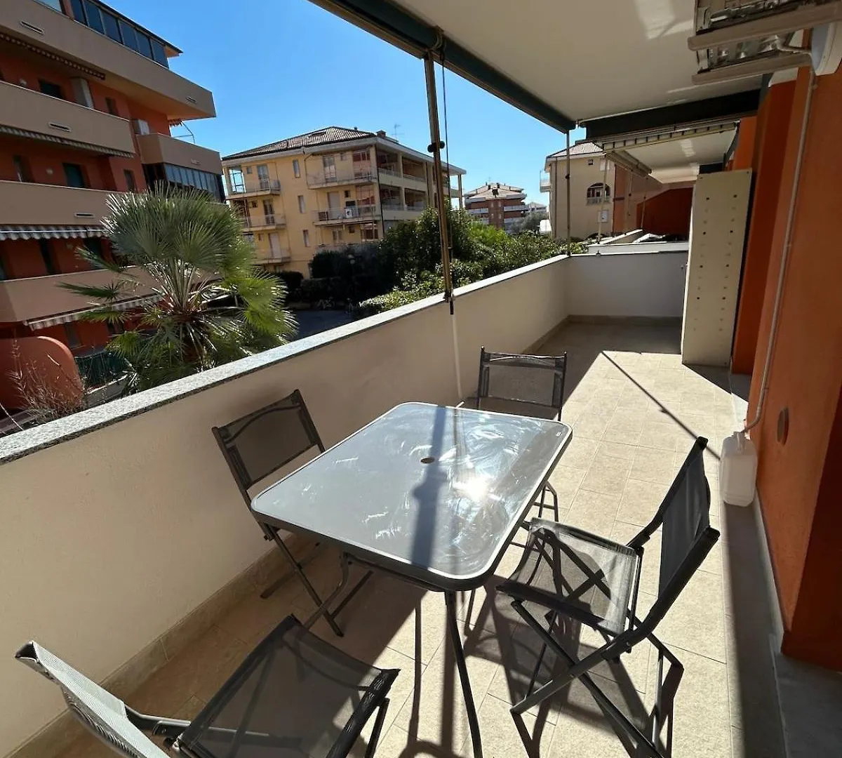 Bilocale Moderno Marina Di Andora Apartment